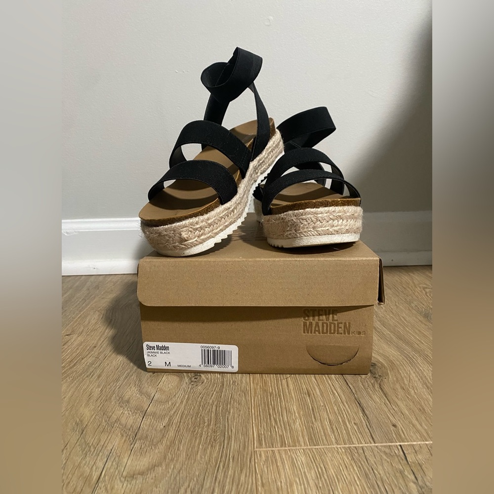 Steve Madden size 2 kid shoes